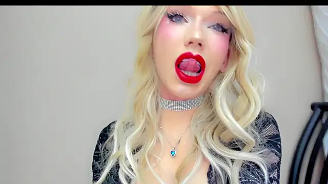 Snapshot of Mia_Miss_Sensual chatting on 02.23.26 Mia Miss Sensual online show from 02.23.26