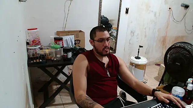 Leonino231 online show from 10.12.25