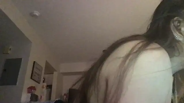 Snapshot of thedevinemama chatting on 02.02.26 thedevinemama online show from 02.02.26