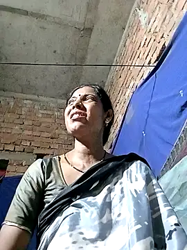 Snapshot of Savita992 chatting on 04.17.26 Savita992 online show from 04.17.26