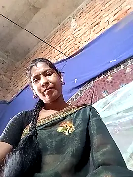 Snapshot of Savita992 chatting on 04.26.26 Savita992 online show from 04.26.26