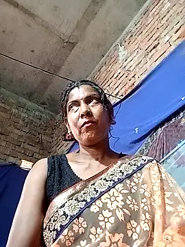 Snapshot of Savita992 chatting on 04.29.26 Savita992 online show from 04.29.26