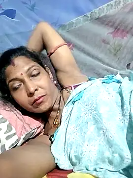 Snapshot of Savita992 chatting on 05.02.26 Savita992 online show from 05.02.26