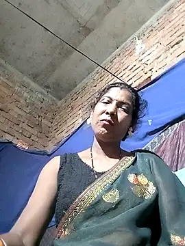 Snapshot of Savita992 chatting on 05.06.26 Savita992 online show from 05.06.26