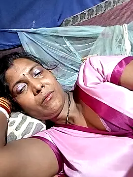 Snapshot of Savita992 chatting on 05.12.26 Savita992 online show from 05.12.26