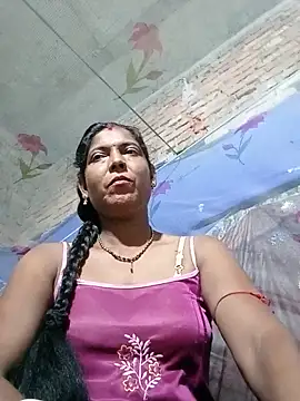 Snapshot of Savita992 chatting on 05.30.26 Savita992 online show from 05.30.26