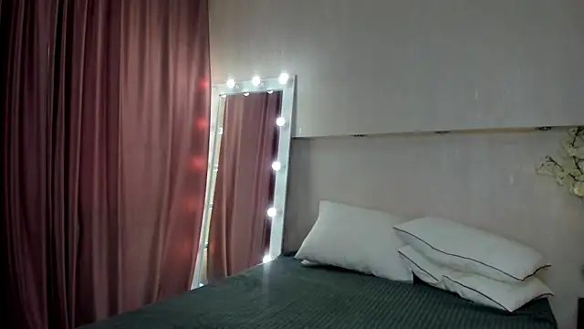 Adelina Bliss online show from 04.12.26