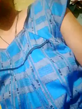 Daisygirl9 online show from 10.18.25