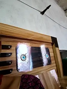 Daisygirl9 online show from 12.18.25