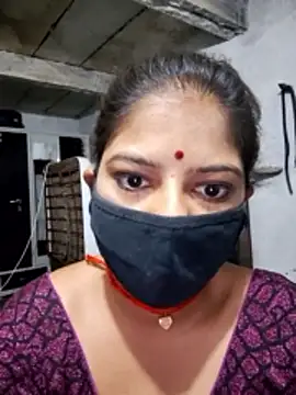 Daisygirl9 online show from 04.28.26