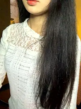 Nhinhi18 online show from 02.05.26