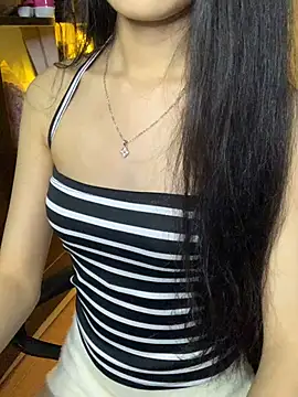 Snapshot of Nhinhi18 chatting on 07.08.26 Nhinhi18 online show from 07.08.26