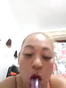 Snapshot of Diablamix chatting on 09.29.25 Diablamix online show from 09.29.25