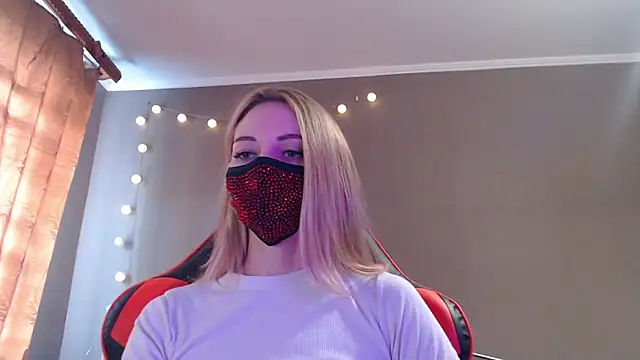 Iris lave online show from 10.15.25