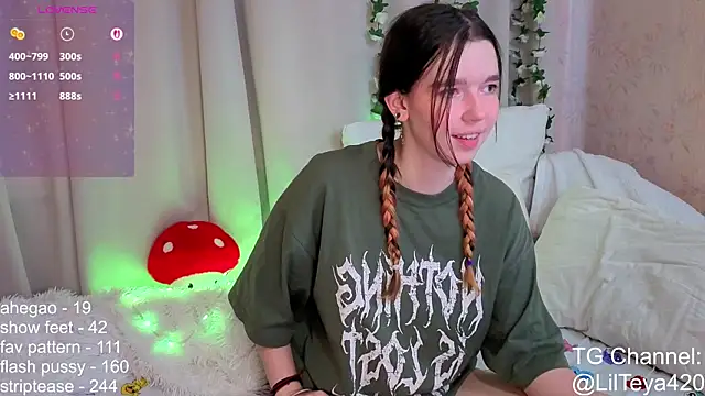 little Teya online show from 09.19.25