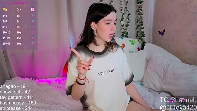 little Teya online show from 09.30.25