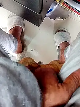 Snapshot of hackyourpussy@xh chatting on 01.18.26 hackyourpussyxh online show from 01.18.26