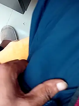 Snapshot of hackyourpussy@xh chatting on 02.02.26 hackyourpussyxh online show from 02.02.26