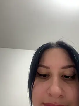 lucy grey25 online show from 12.17.25