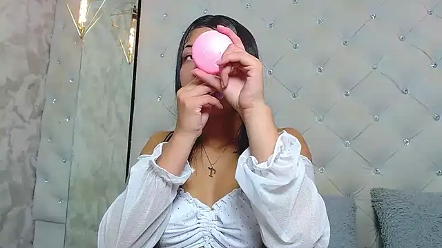 NataliePetite3x online show from 02.14.26