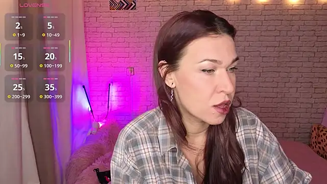 ReginaFoXXXy online show from 02.04.26