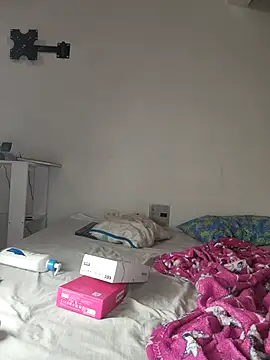 Sharon Black online show from 10.20.25