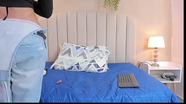 Snapshot of Rachel_Donnelly chatting on 12.05.25 Rachel Donnelly online show from 12.05.25