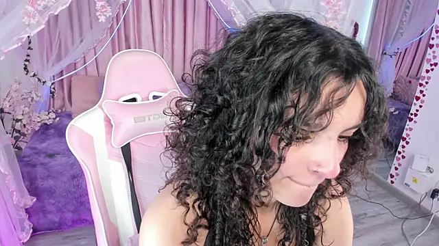 bunny curly online show from 09.22.25