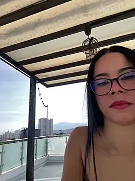 Snapshot of lesly_cutee chatting on 05.06.26 lesly cutee online show from 05.06.26