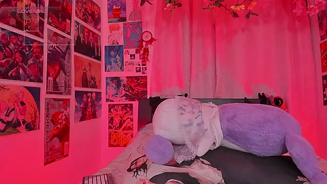 Snapshot of FluffyMelons chatting on 02.07.26 FluffyMelons online show from 02.07.26