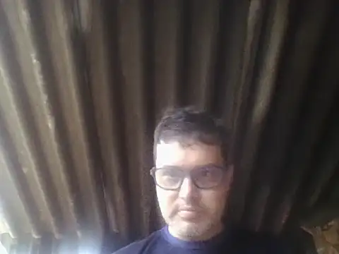 Quarentaoon online show from 10.28.25