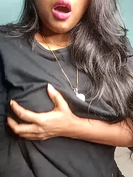 Ishu Lovee online show from 11.20.25