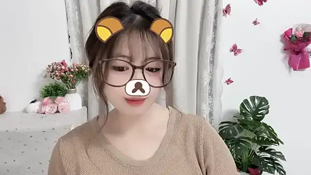 Snapshot of Amelia-babee chatting on 06.19.26 Amelia-babee online show from 06.19.26