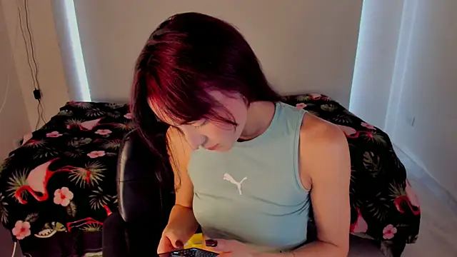 Snapshot of Madison_charlotte chatting on 10.29.25 Madison charlotte online show from 10.29.25