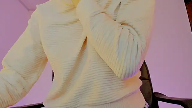 Snapshot of Madison_charlotte chatting on 02.04.26 Madison charlotte online show from 02.04.26