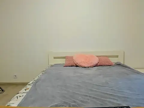 Snapshot of marylips chatting on 11.12.25 marylips online show from 11.12.25