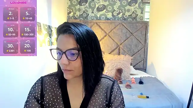 Megan Milf   online show from 09.23.25