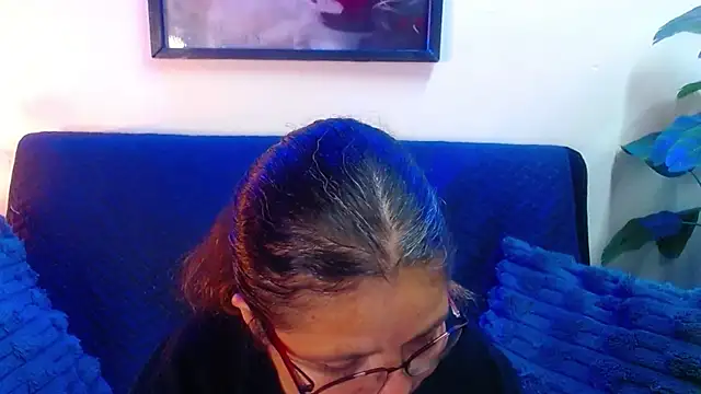 Snapshot of Linda_banks_ chatting on 04.26.26 Linda banks online show from 04.26.26