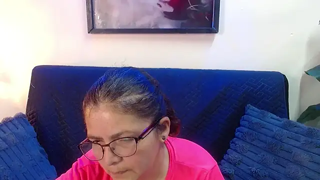 Snapshot of Linda_banks_ chatting on 05.03.26 Linda banks online show from 05.03.26