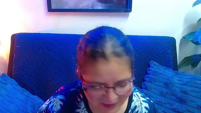 Snapshot of Linda_banks_ chatting on 05.09.26 Linda banks online show from 05.09.26