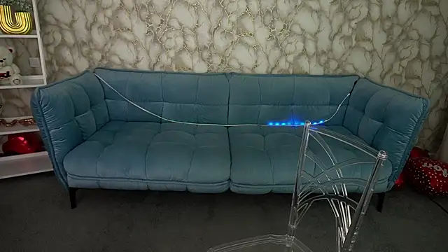 CrystallPaws online show from 03.25.26