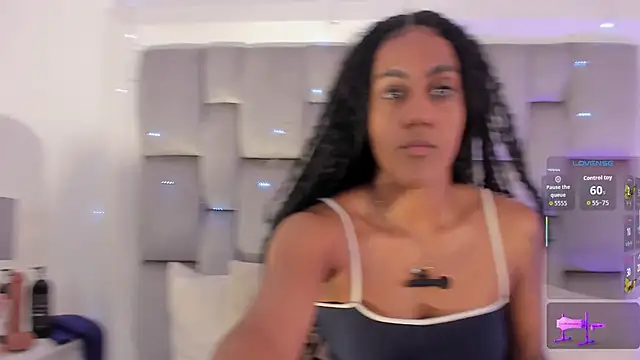 OnlyGia online show from 10.04.25