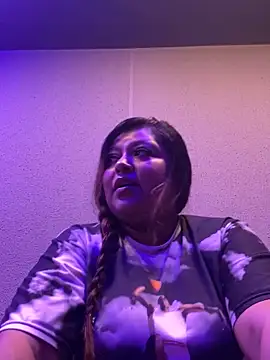 Hela Collins online show from 10.01.25