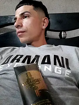 Tussi-amor online show from 09.21.25