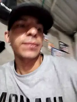 Tussi-amor online show from 11.23.25