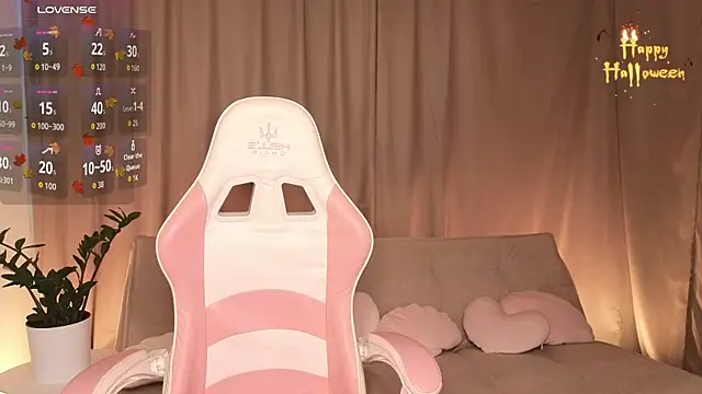 AlexsisFaee online show from 10.17.25