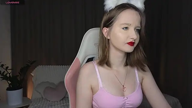 AlexsisFaee online show from 10.20.25