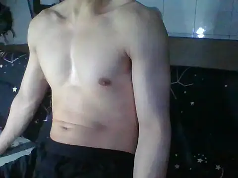 Snapshot of malacobi0 chatting on 09.24.25 malacobi0 online show from 09.24.25