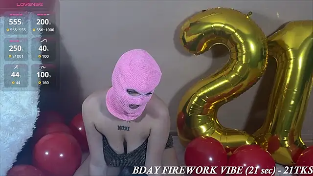 zoeypink online show from 10.27.25