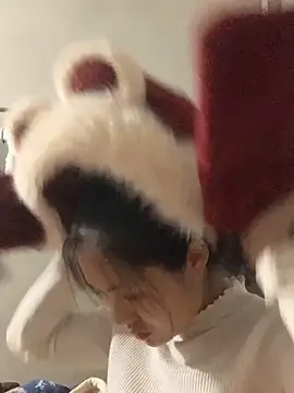 NhuFox online show from 02.20.26